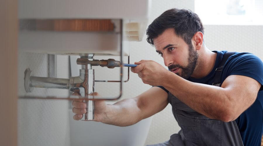 Professional water heater installation services in Saltillo, MS
